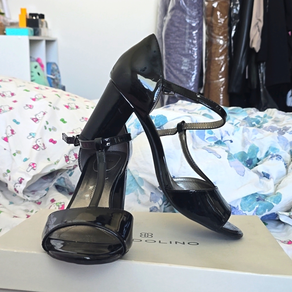 Bandolino Black heels size 8